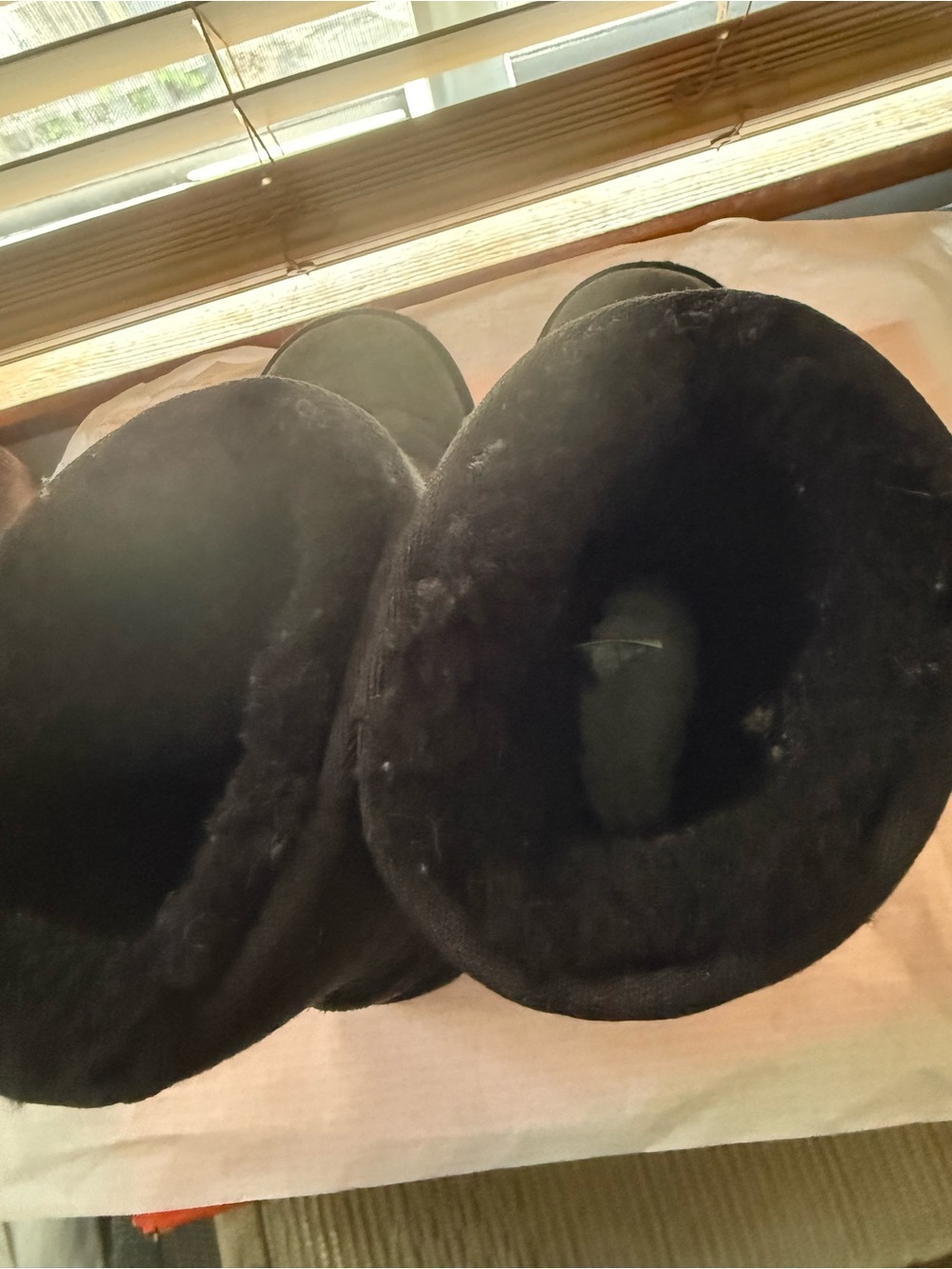 UGG Kids Black Short Classic Boot - Picture 3 of 4